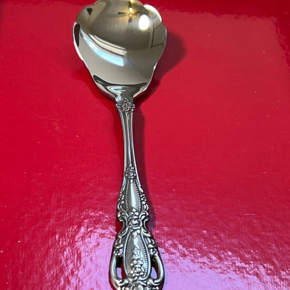 Vintage Set of Oneida Silver Plated 9.5" Oval Serving Tray Platter and Spoon USA - Picture 8 of 11